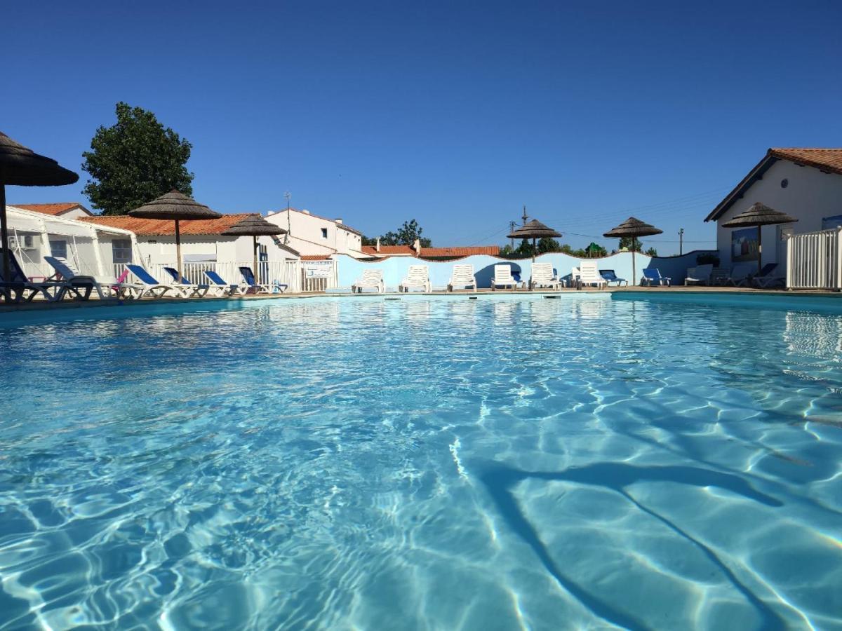 Camping Les Violettes La Faute-sur-Mer Exterior photo