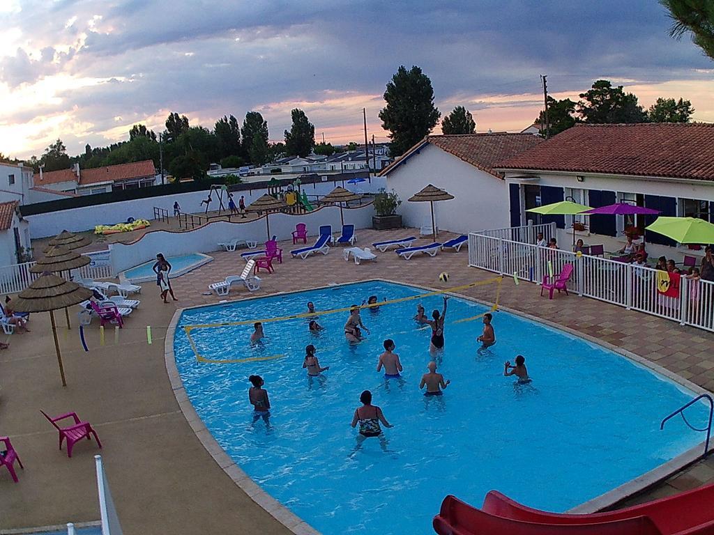 Camping Les Violettes La Faute-sur-Mer Exterior photo